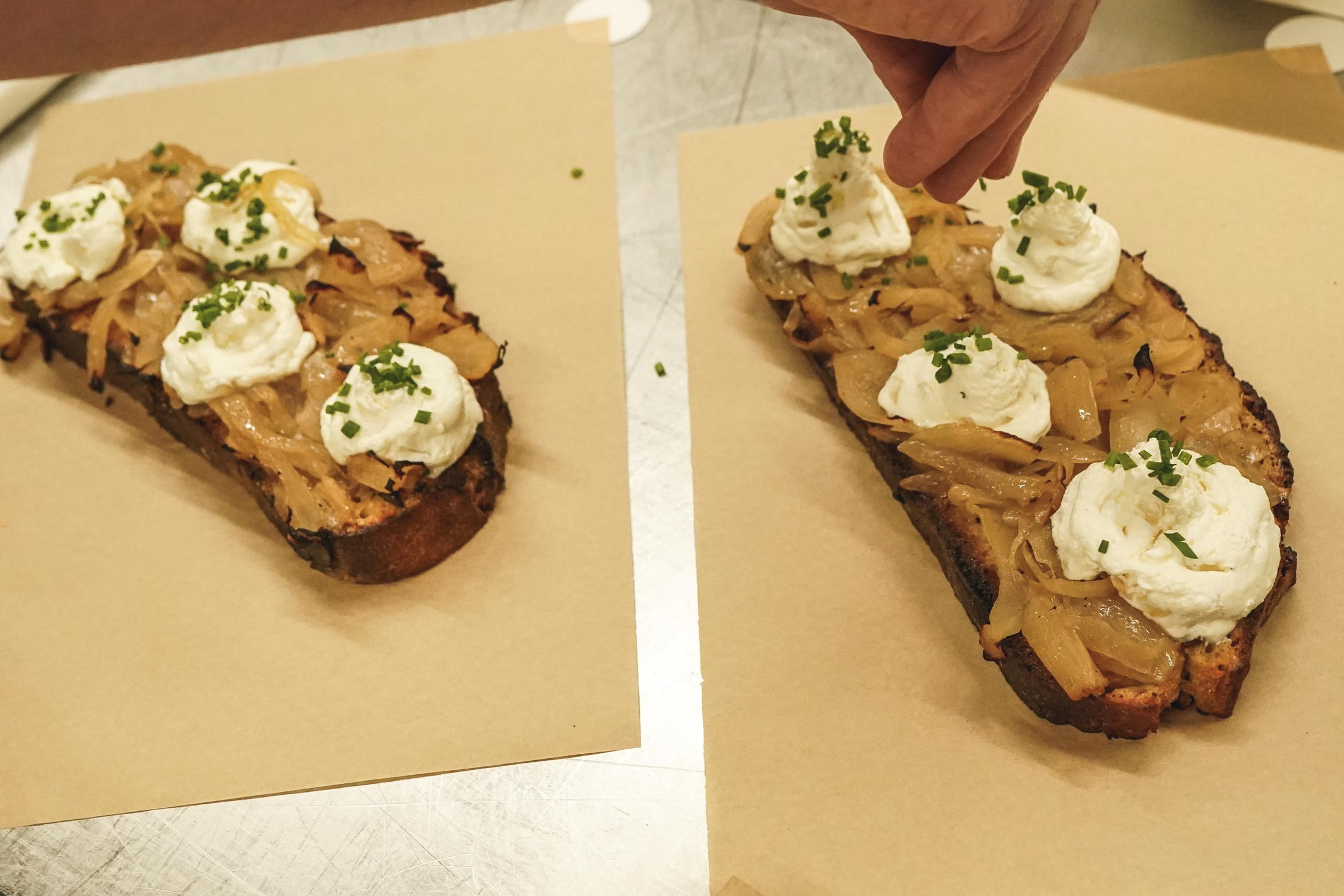 Tartine perdue - Loustic : votre traiteur à Lyon